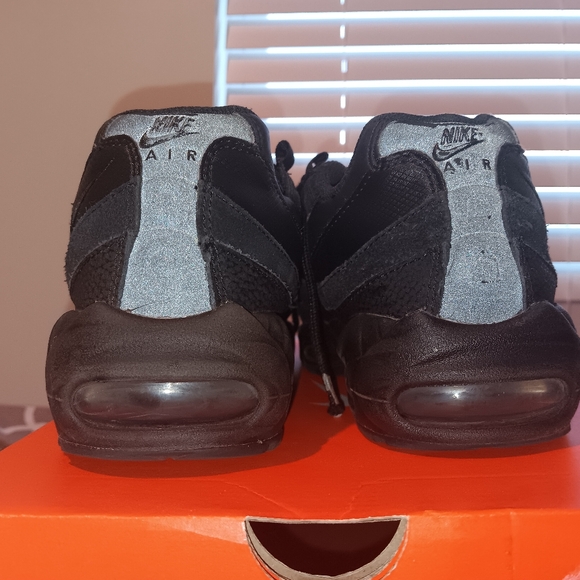 Nike Air Max 95 - Picture 3 of 5